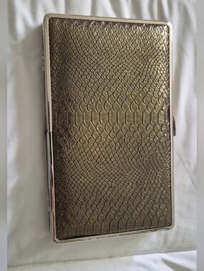 Metallic Snake-Embossed Slim Card Case
